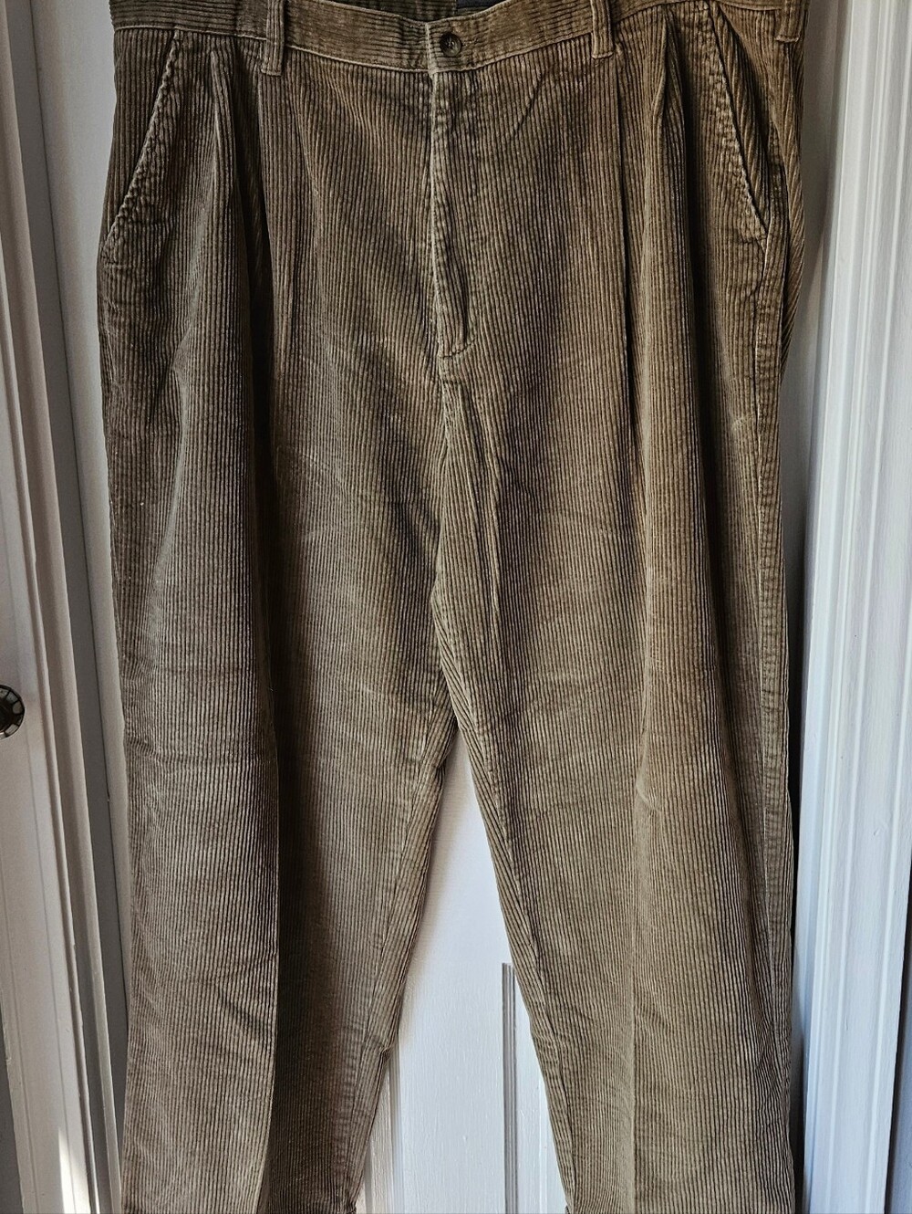 Croft & Barrow Men’s Tan Mid-Wale Corduroy Pants 40x30 Cuffed Hem